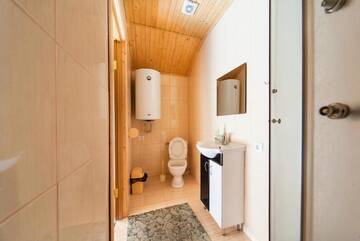 Фото номера Стандартный семейный номер Лоджи River Cottage Complex г. Речка 2